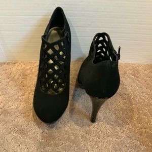 Impo black faux sued stilletto ankle booties